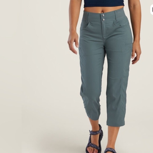 NWOT title nine hiking 2.0 capris recycled clamber in storm cloud - Picture 2 of 6